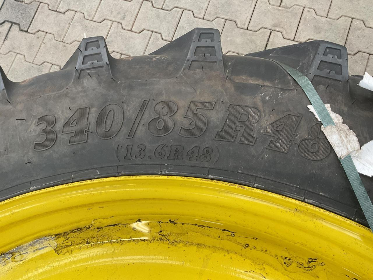 BKT 340/85R48 - Riepa - Lauksaimniecības tehnika: foto 2 BKT 340/85R48 - Riepa - Lauksaimniecības tehnika: foto 2