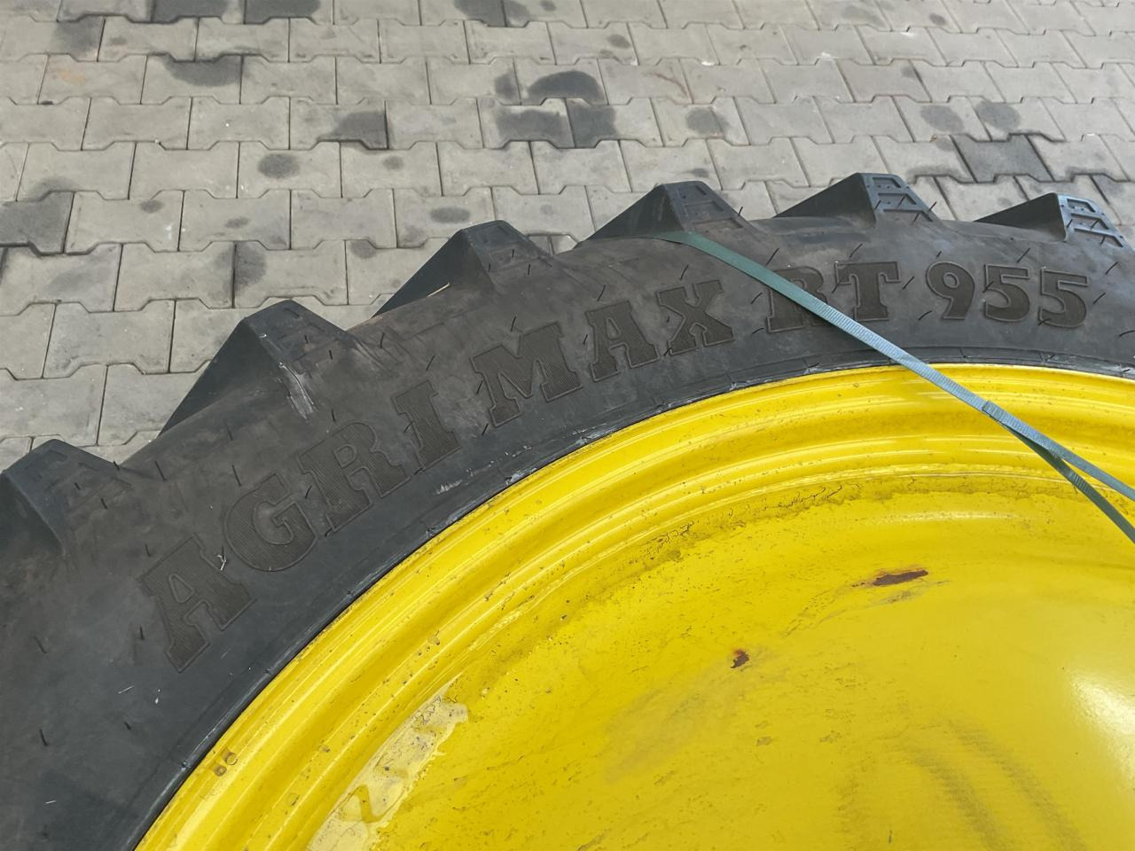 BKT 340/85R48 - Riepa - Lauksaimniecības tehnika: foto 5 BKT 340/85R48 - Riepa - Lauksaimniecības tehnika: foto 5