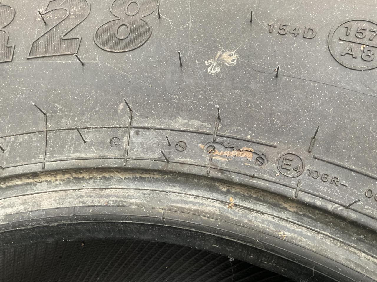 BKT 600/65R28 - Riepa - Lauksaimniecības tehnika: foto 4 BKT 600/65R28 - Riepa - Lauksaimniecības tehnika: foto 4