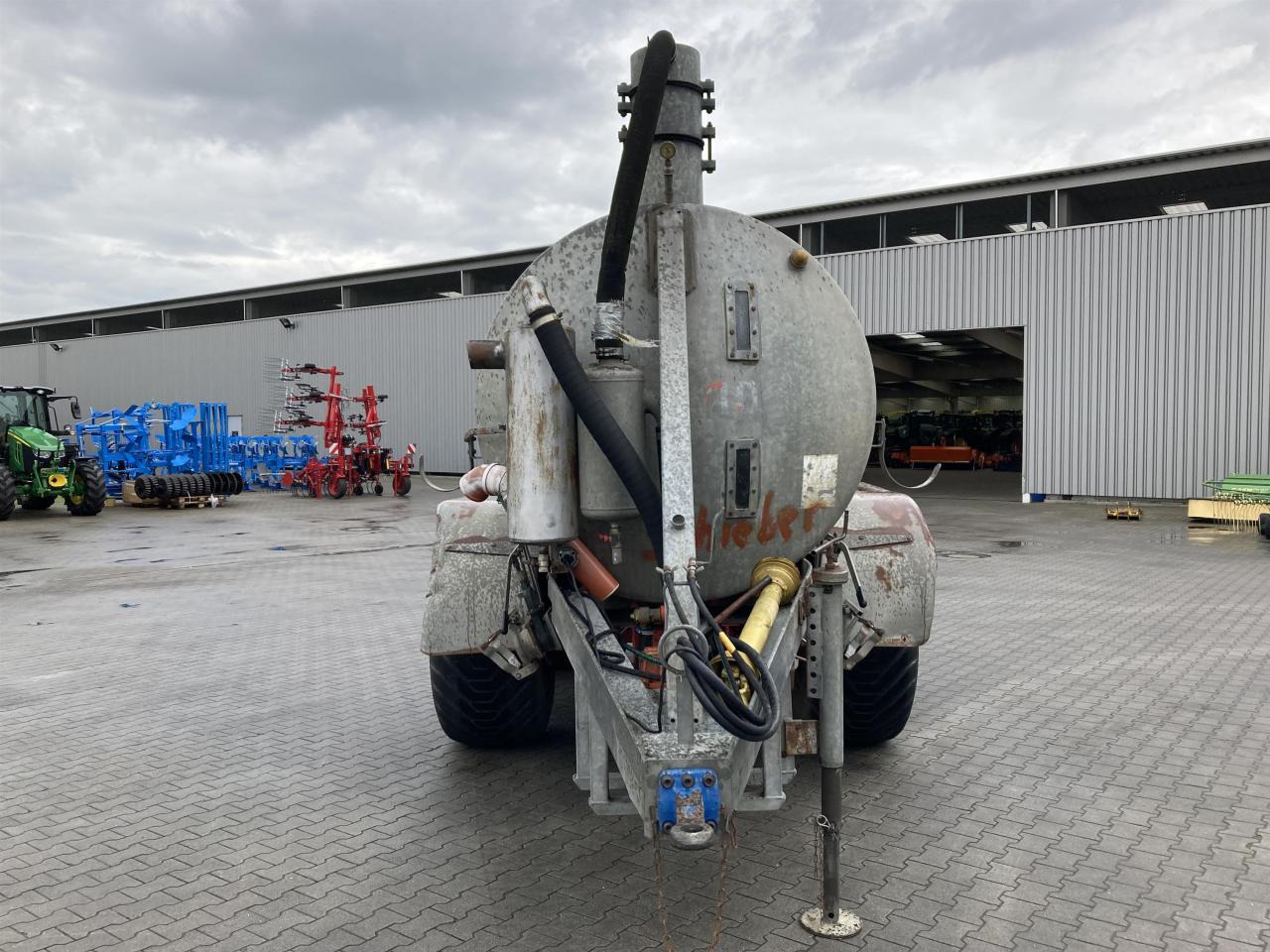 Mēslošanas tehnika Briri VTTW 100: foto 8 Mēslošanas tehnika Briri VTTW 100: foto 8