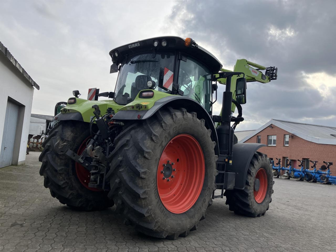 Traktors CLAAS Arion 660 C Matic: foto 8