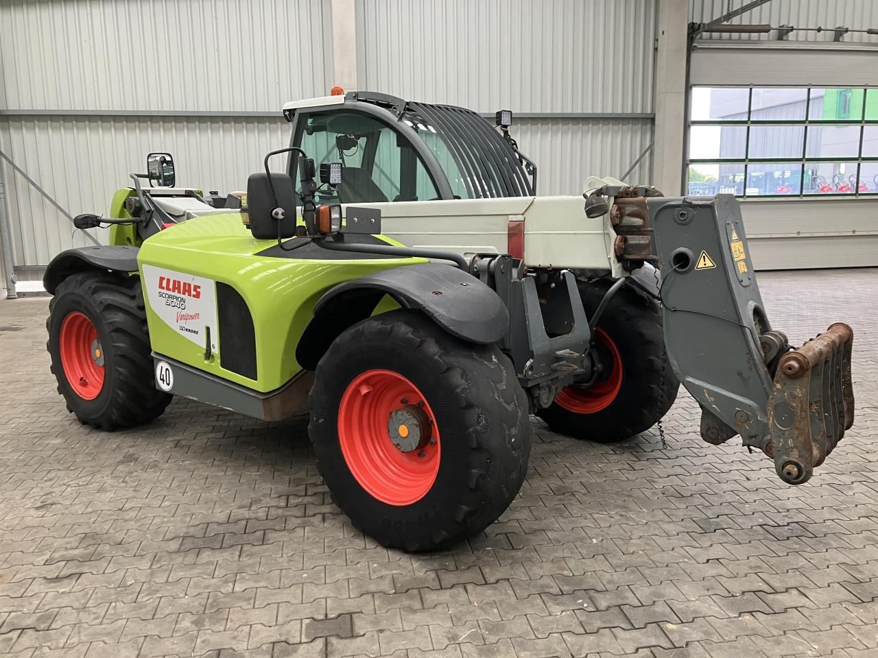 Teleskopiskais iekrāvējs CLAAS Scorpion 9040 VariPower: foto 1