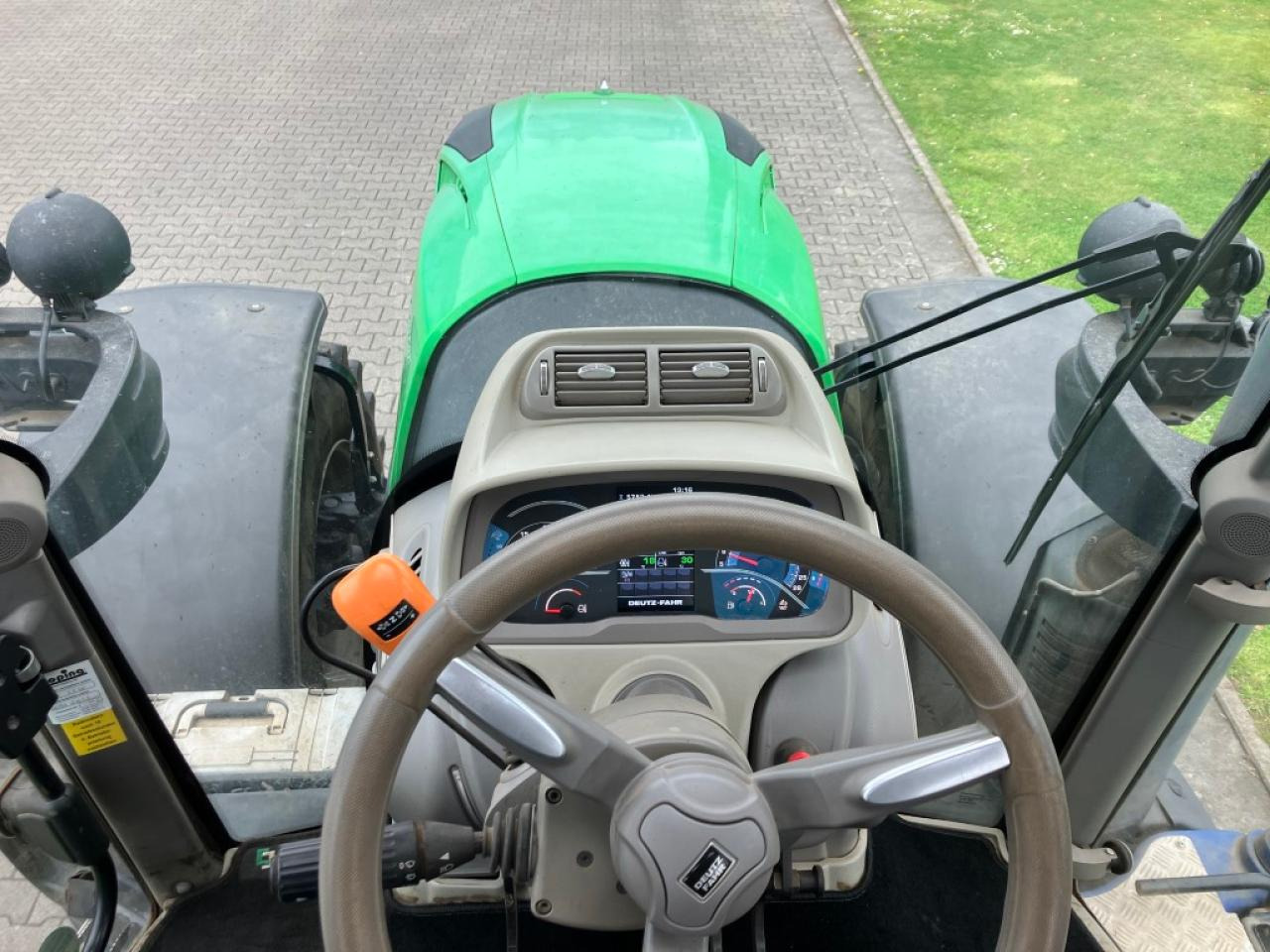 Deutz-Fahr 6215 TTV līzingu Deutz-Fahr 6215 TTV: foto 18