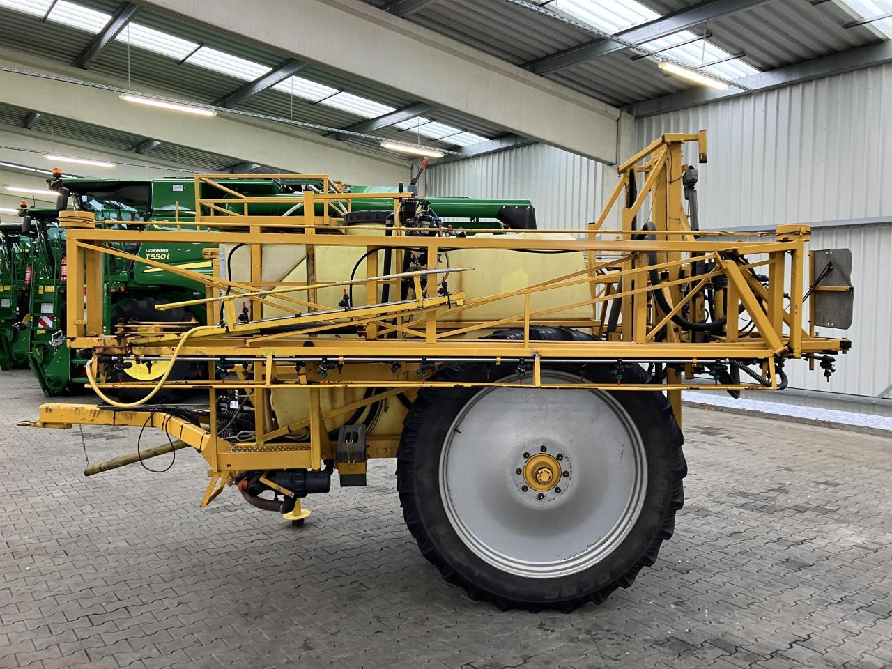 Dubex Junior 2000 Liter - Piekabināmais miglotājs: foto 5 Dubex Junior 2000 Liter - Piekabināmais miglotājs: foto 5