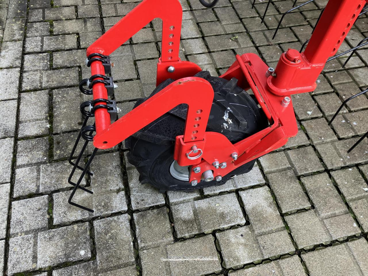 Einböck Aerostar 1200 Exact - Augsnes apstrādes tehnika: foto 4 Einböck Aerostar 1200 Exact - Augsnes apstrādes tehnika: foto 4