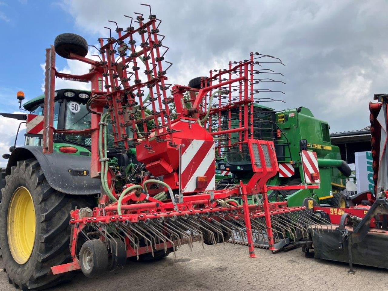 Einböck Pneumaticstar-Pro-ST - Atsperzaru ecēšas: foto 1 Einböck Pneumaticstar-Pro-ST - Atsperzaru ecēšas: foto 1