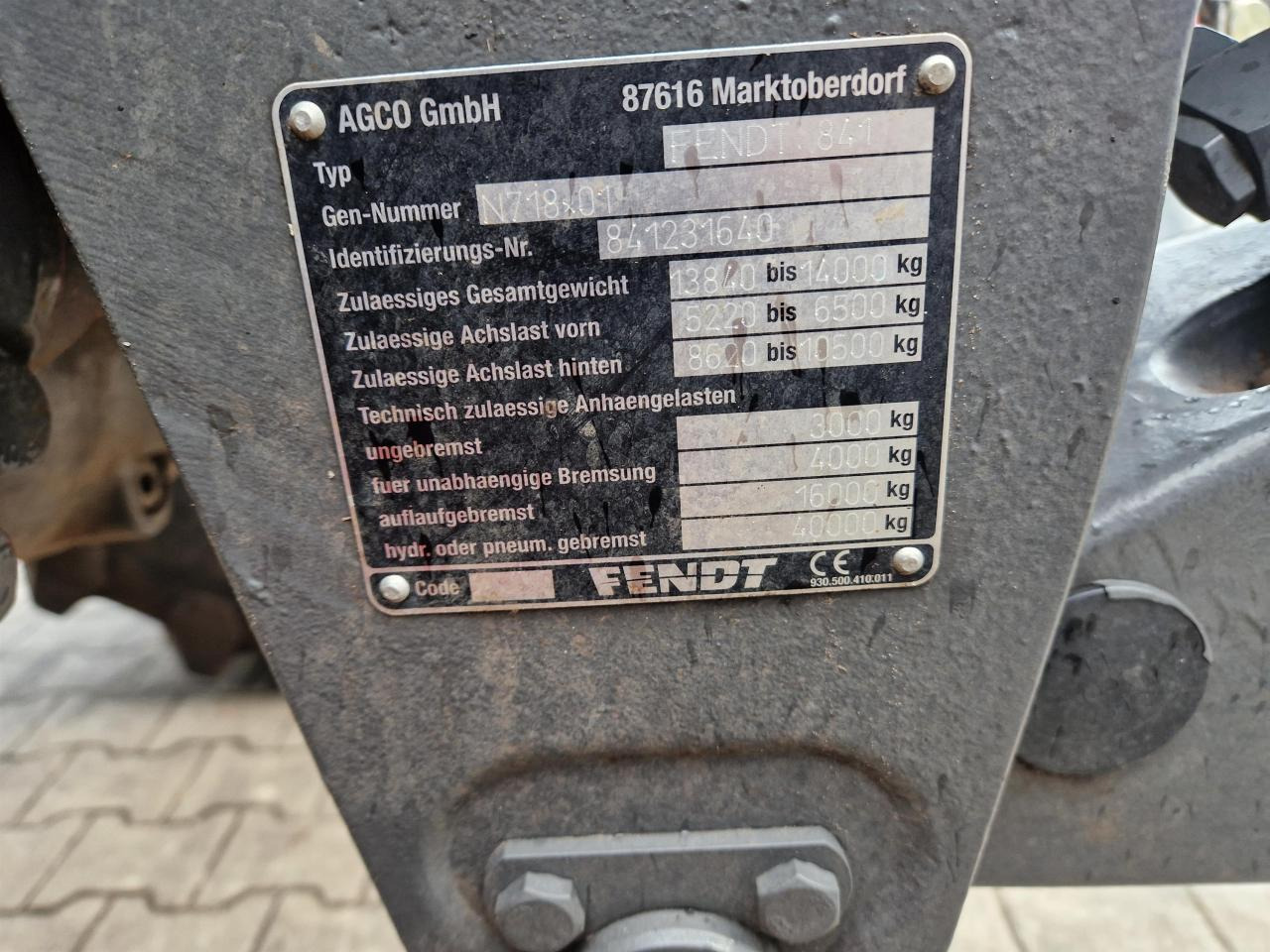 Traktors Fendt 826 Vario S4 Profi Plus: foto 9