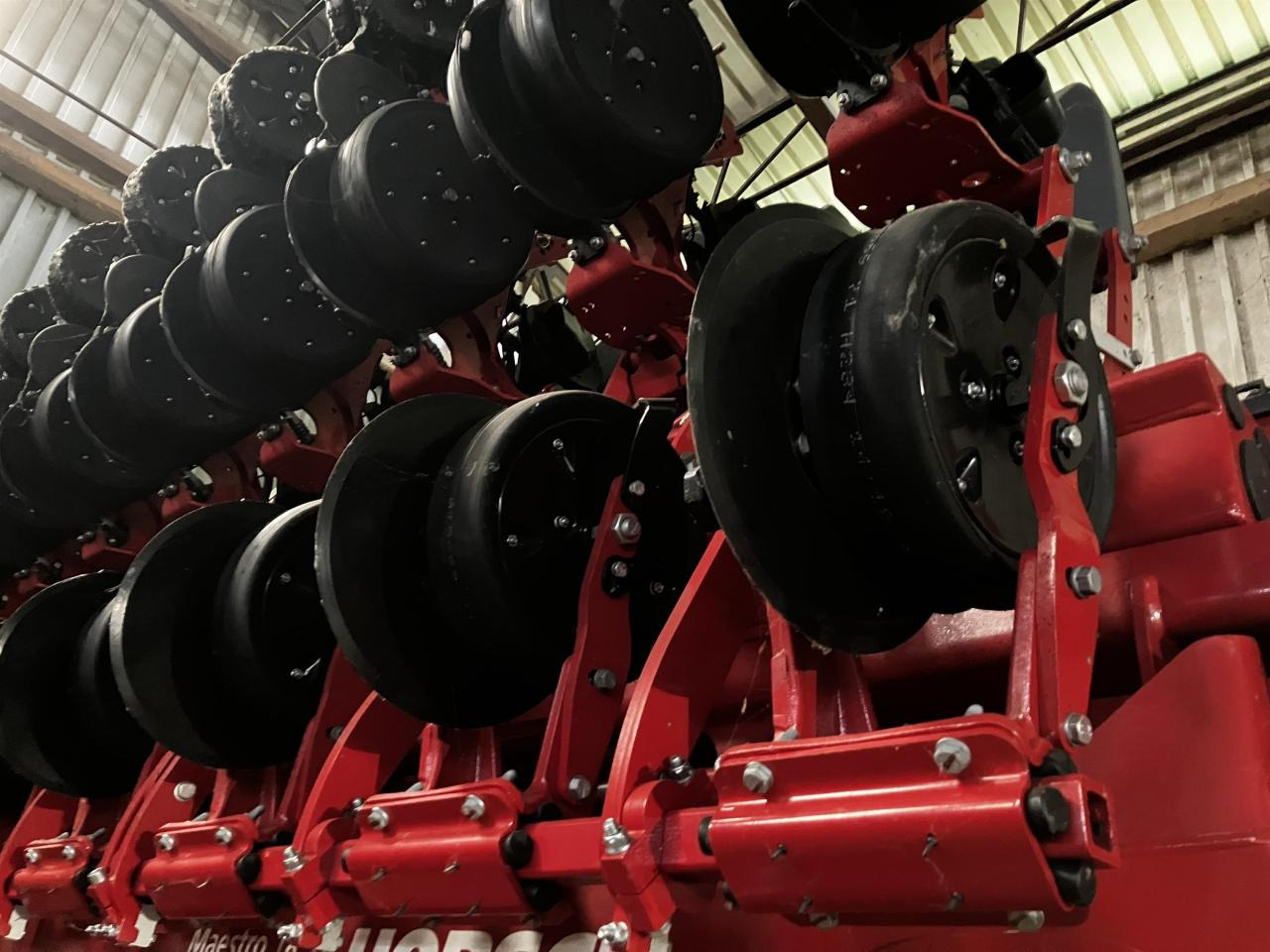 Horsch Maestro 18 SX - Precīzās izsējas sējmašīna: foto 4 Horsch Maestro 18 SX - Precīzās izsējas sējmašīna: foto 4