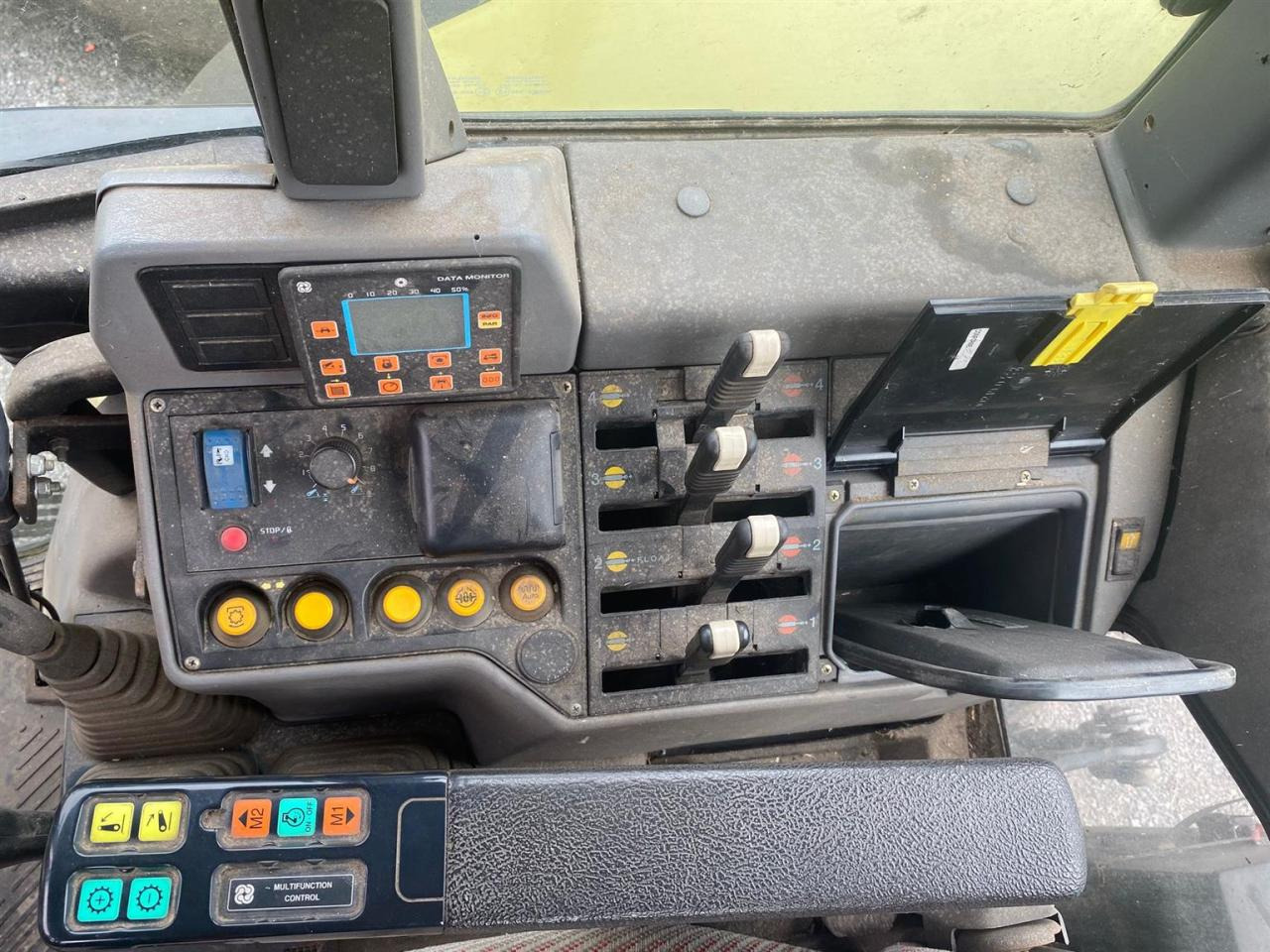 Traktors Hürlimann XT 909: foto 8