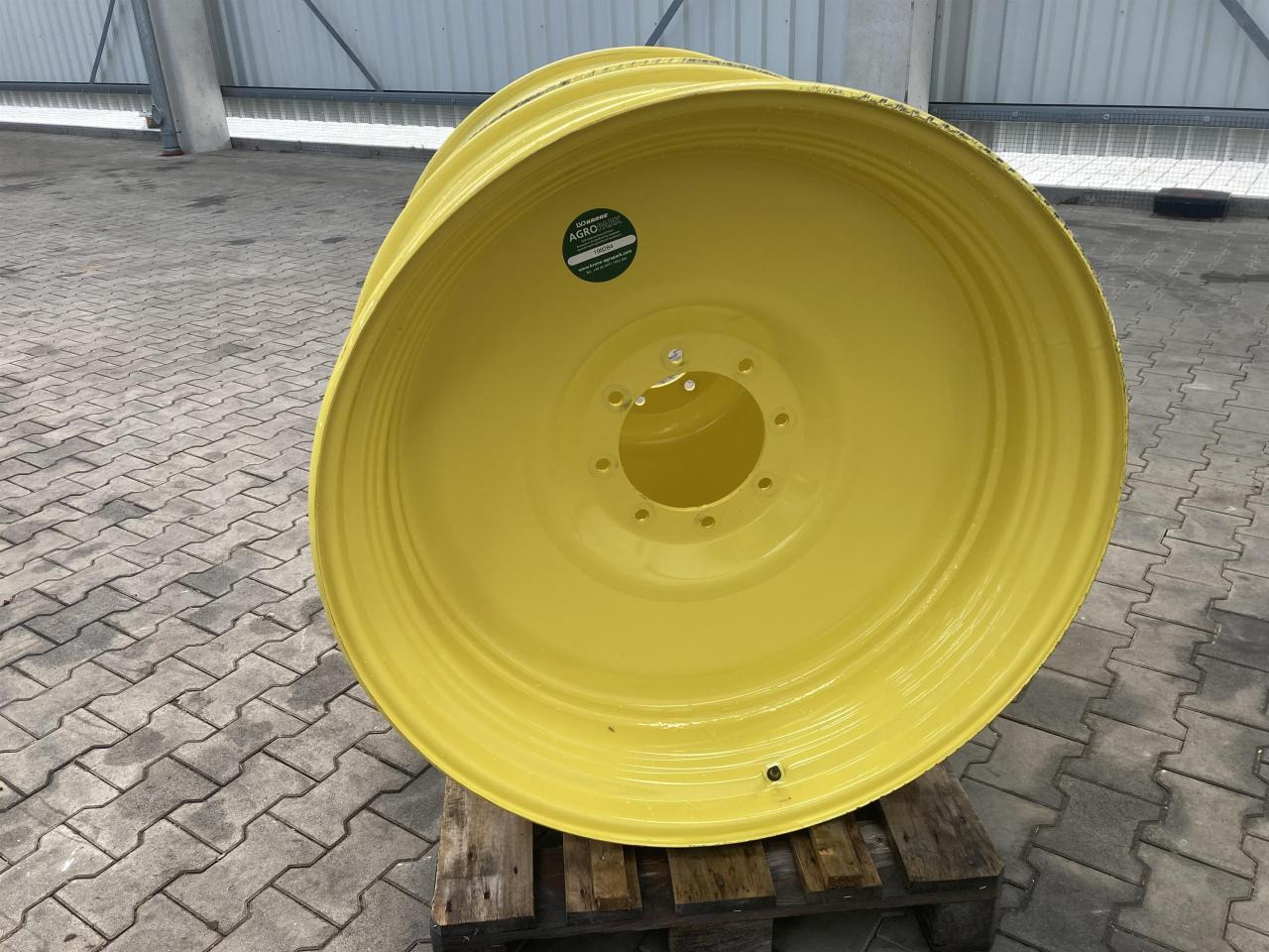 John Deere 15x38 - Riepa - Lauksaimniecības tehnika: foto 2 John Deere 15x38 - Riepa - Lauksaimniecības tehnika: foto 2
