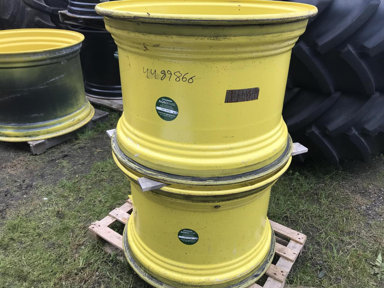 John Deere 23x34 - Riepa - Lauksaimniecības tehnika: foto 1 John Deere 23x34 - Riepa - Lauksaimniecības tehnika: foto 1