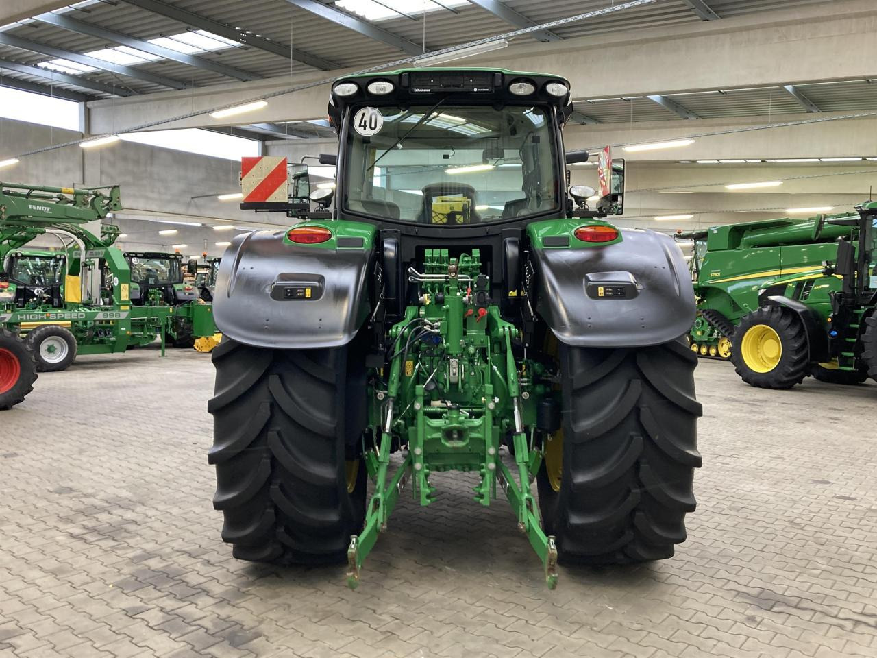 John Deere 6175R - Traktors: foto 5 John Deere 6175R - Traktors: foto 5