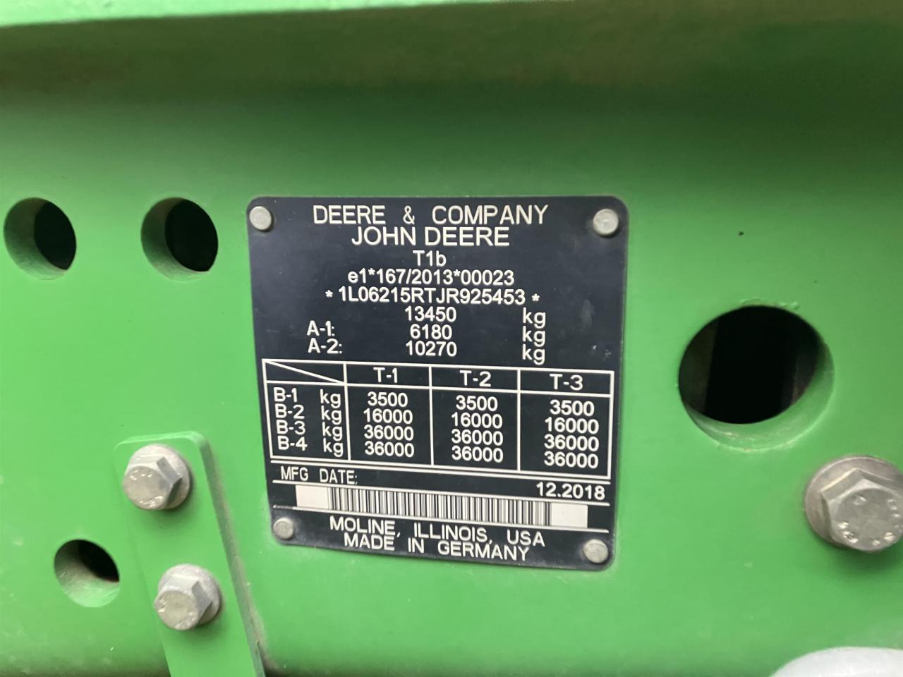 John Deere 6215R līzingu John Deere 6215R: foto 11