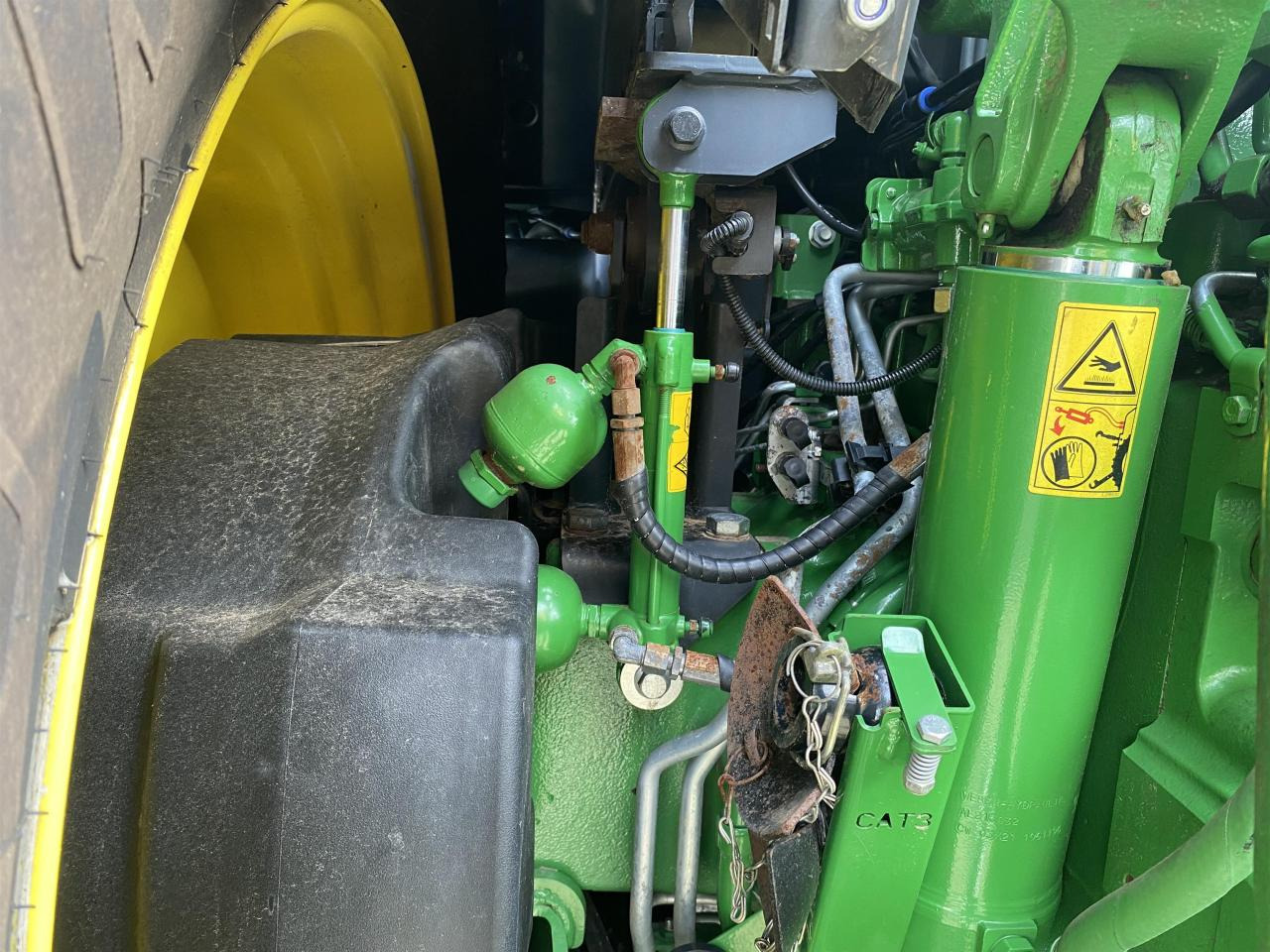 John Deere 6215R - Traktors: foto 5 John Deere 6215R - Traktors: foto 5