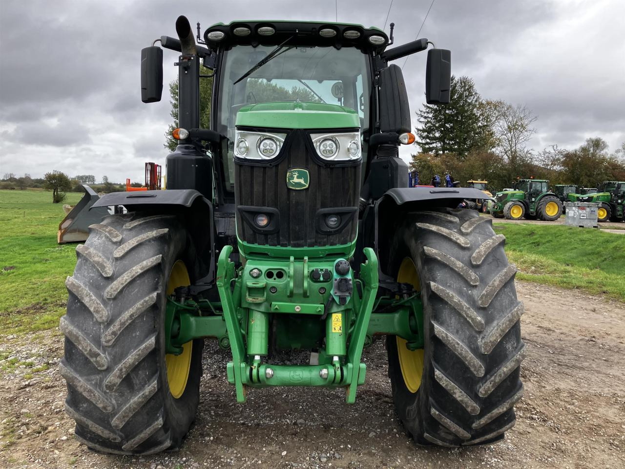 John Deere 6230R - Traktors: foto 3 John Deere 6230R - Traktors: foto 3