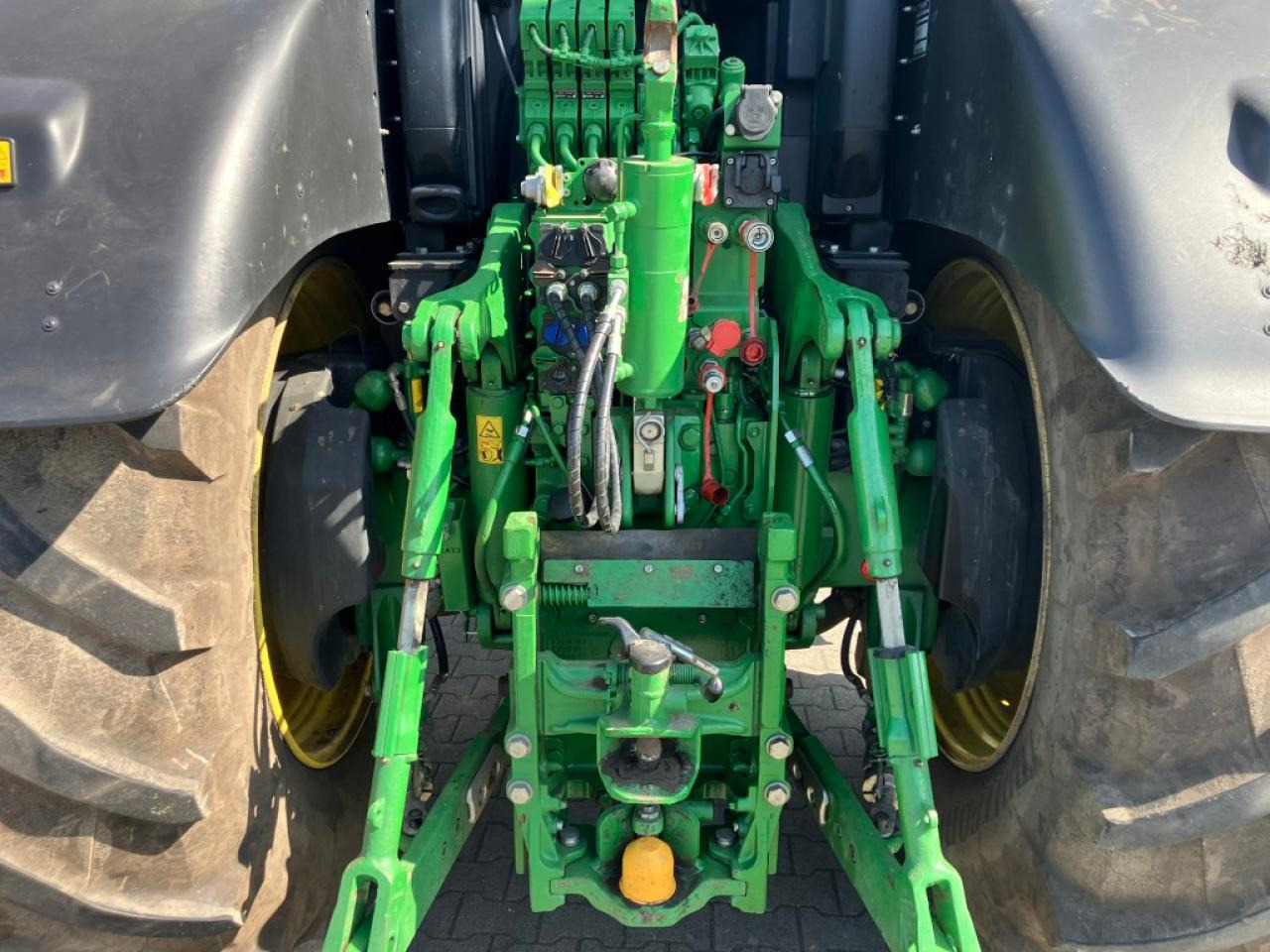 Traktors John Deere 6250R: foto 15