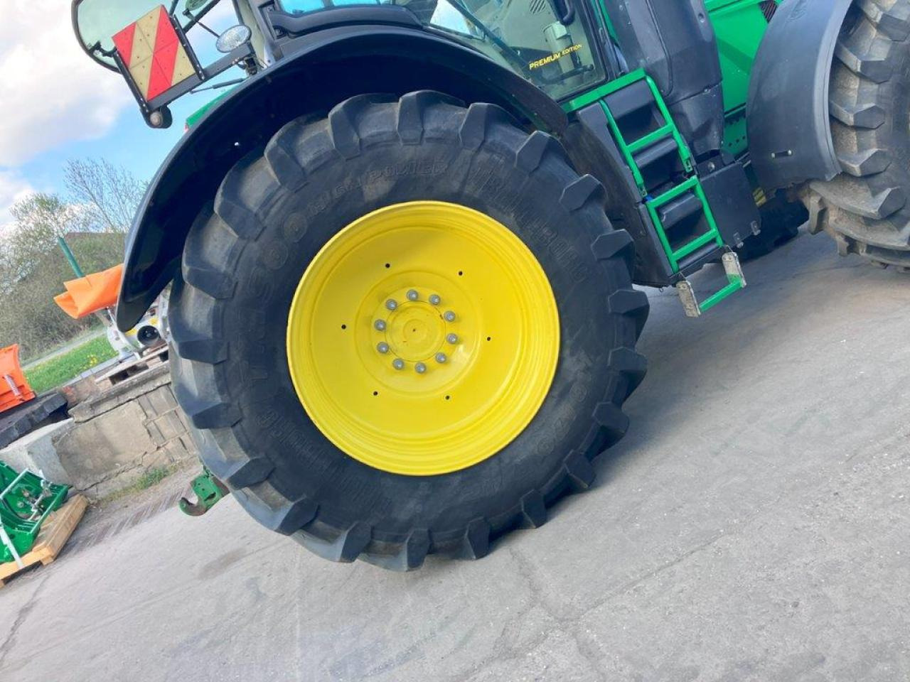 Traktors John Deere 6250R: foto 13