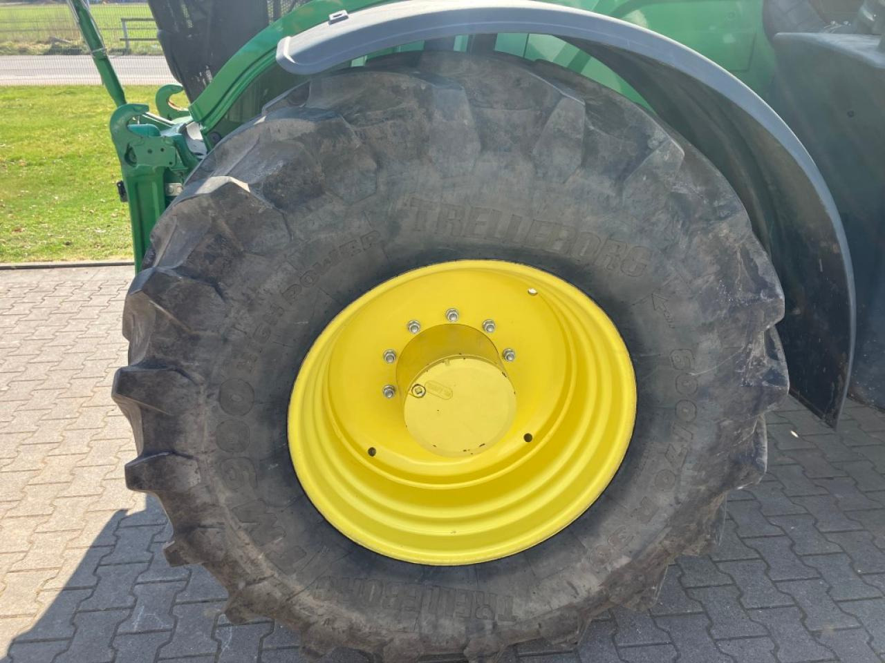Traktors John Deere 6250R: foto 8