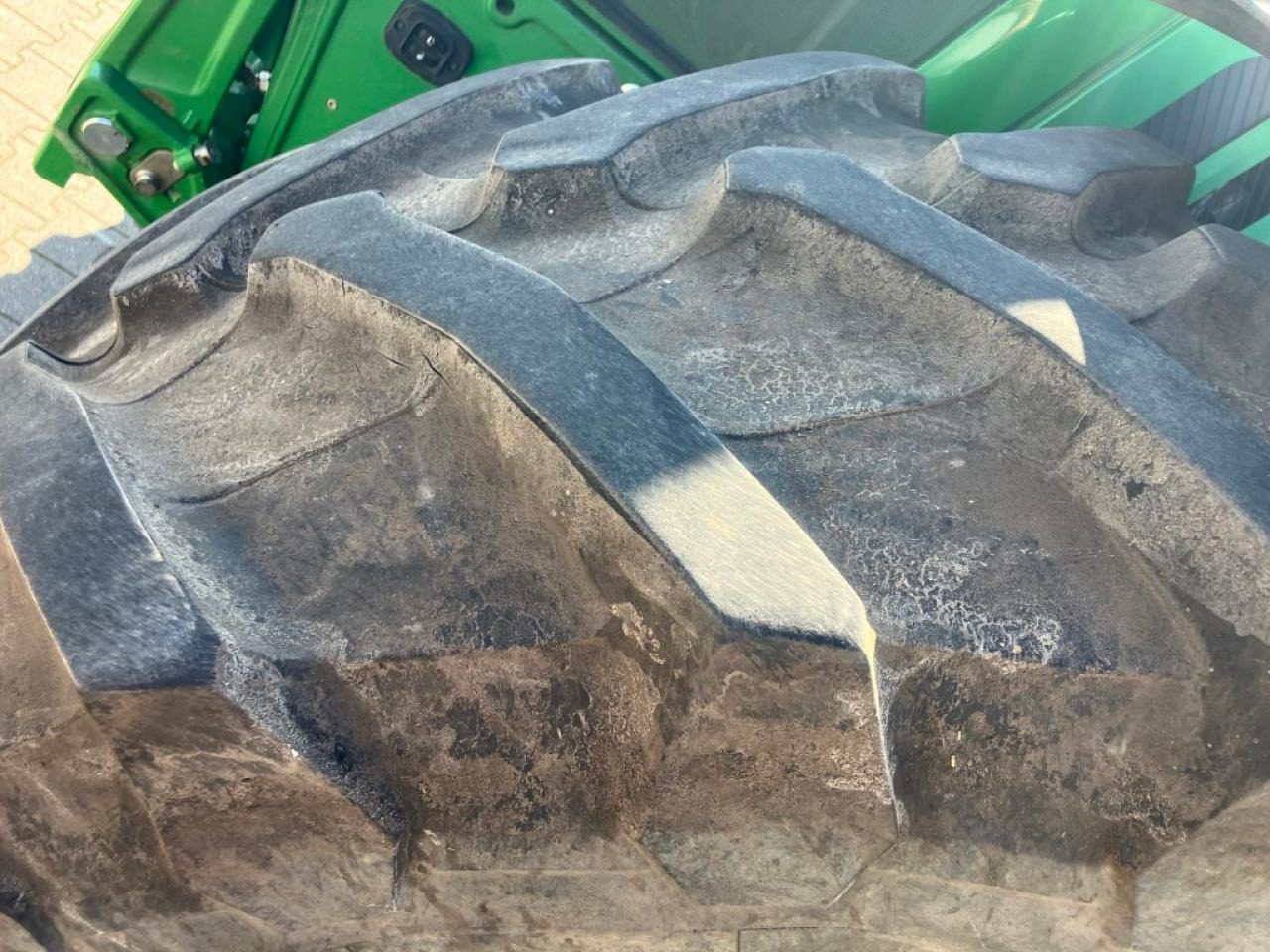 Traktors John Deere 6250R: foto 9