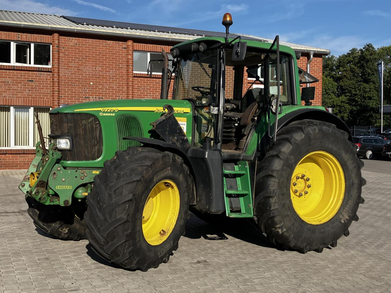 John Deere 6920 S - Traktors: foto 3 John Deere 6920 S - Traktors: foto 3