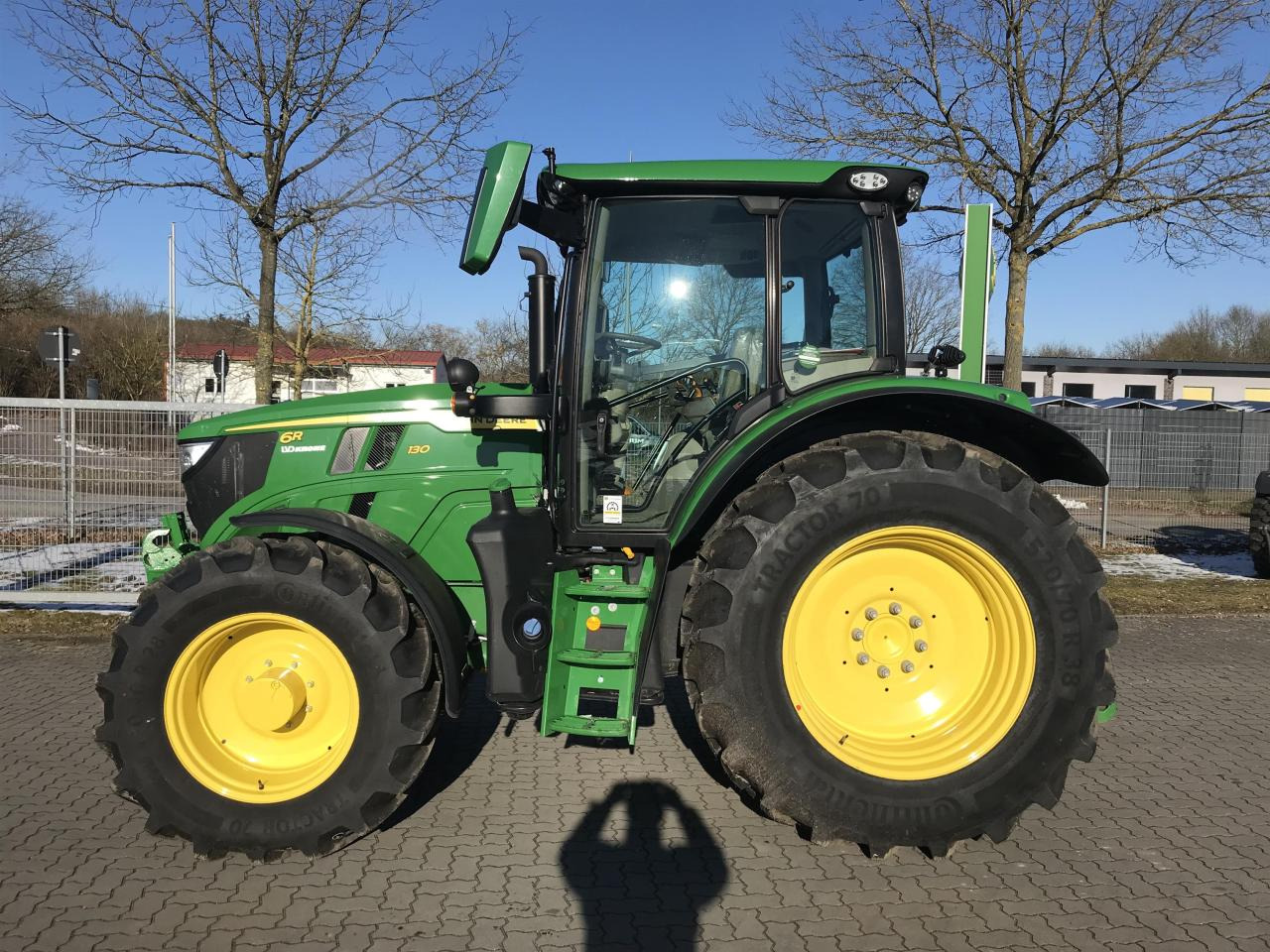 John Deere 6R 130 - Traktors: foto 3 John Deere 6R 130 - Traktors: foto 3