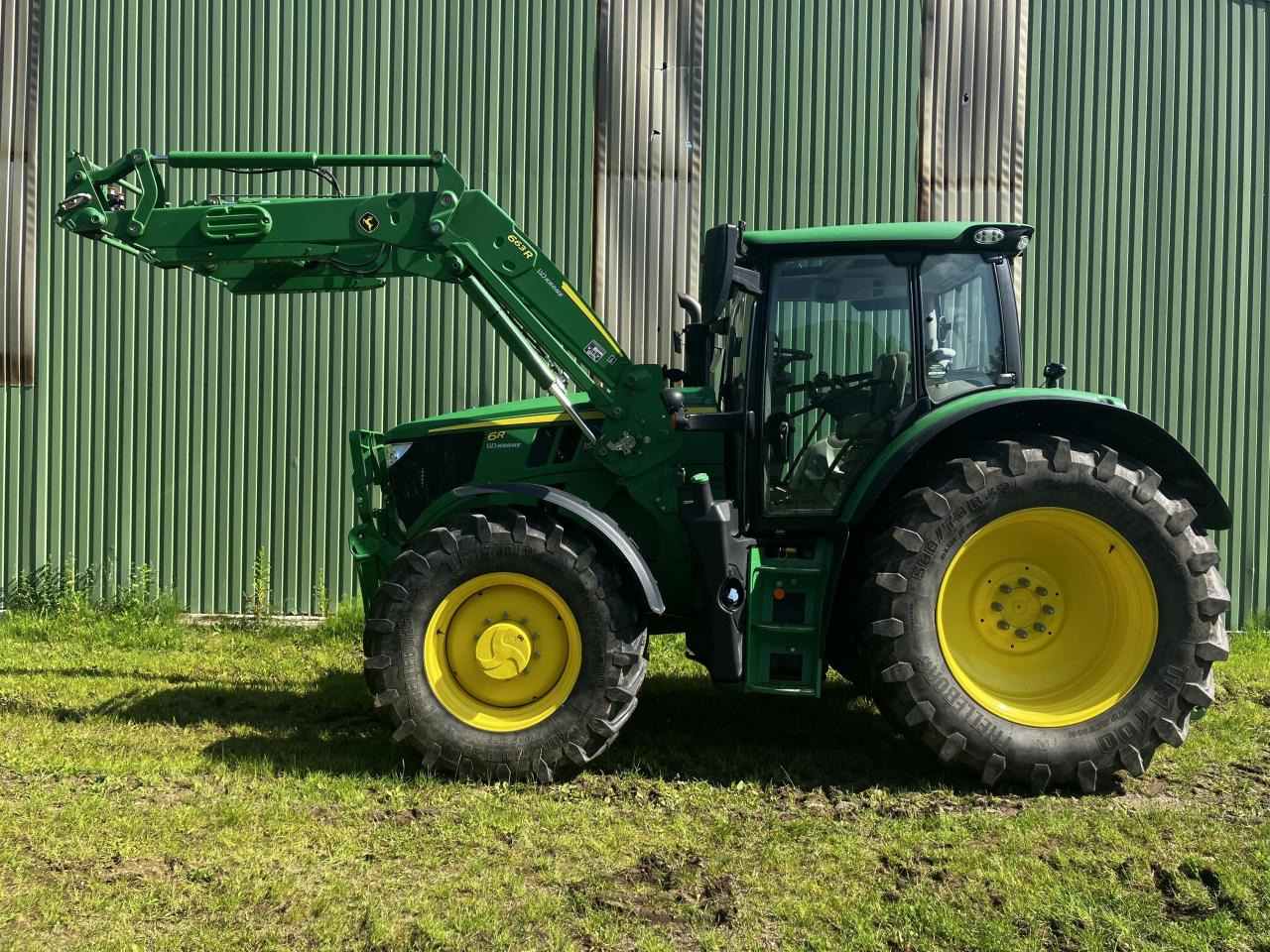 John Deere 6R 155 - Traktors: foto 1 John Deere 6R 155 - Traktors: foto 1