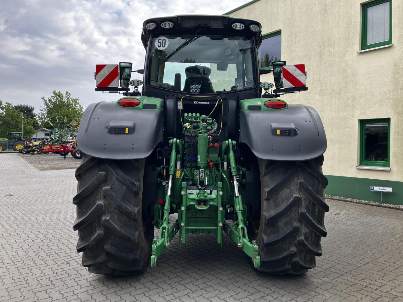 John Deere 6R 250 - Traktors: foto 5 John Deere 6R 250 - Traktors: foto 5