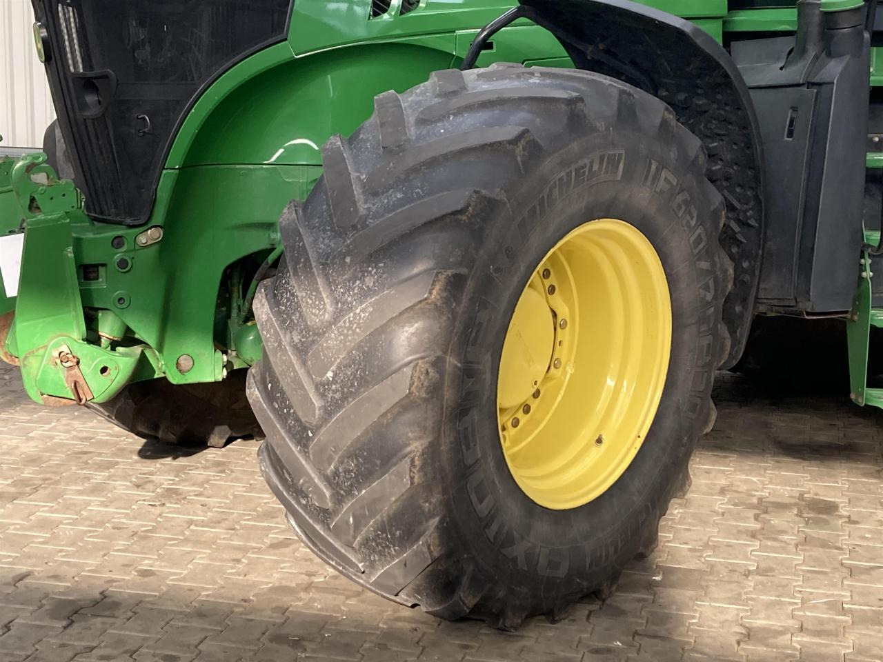 John Deere 7260R - Traktors: foto 2 John Deere 7260R - Traktors: foto 2