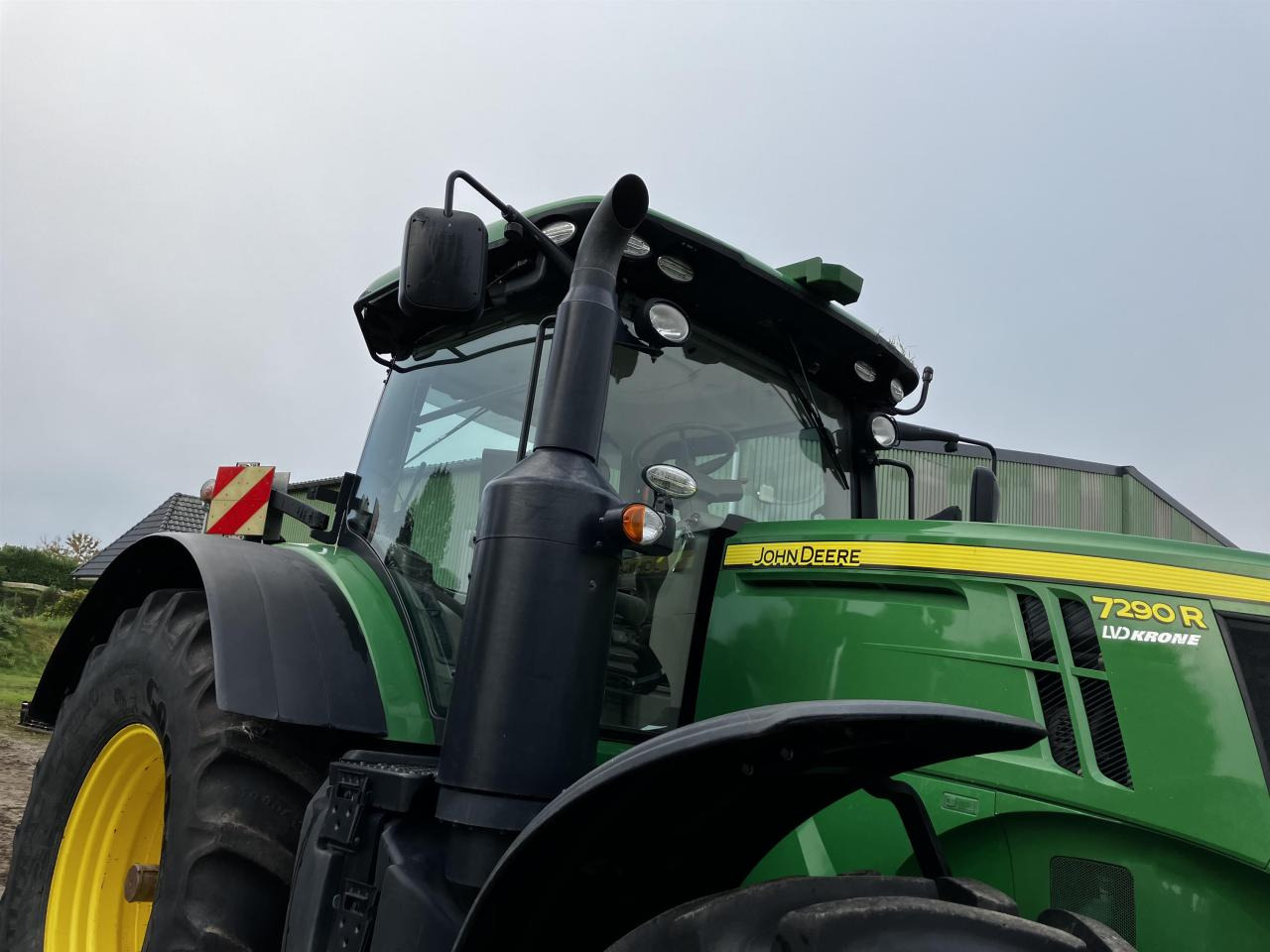 John Deere 7290R - Traktors: foto 2 John Deere 7290R - Traktors: foto 2