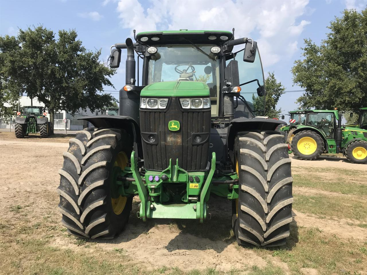 John Deere 7310R - Traktors: foto 3 John Deere 7310R - Traktors: foto 3