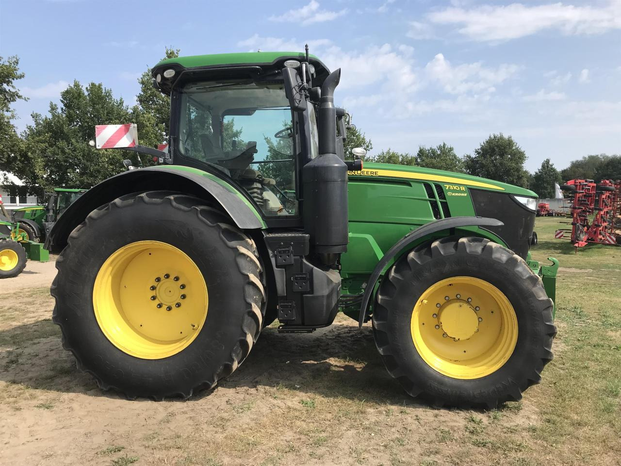 John Deere 7310R - Traktors: foto 2 John Deere 7310R - Traktors: foto 2