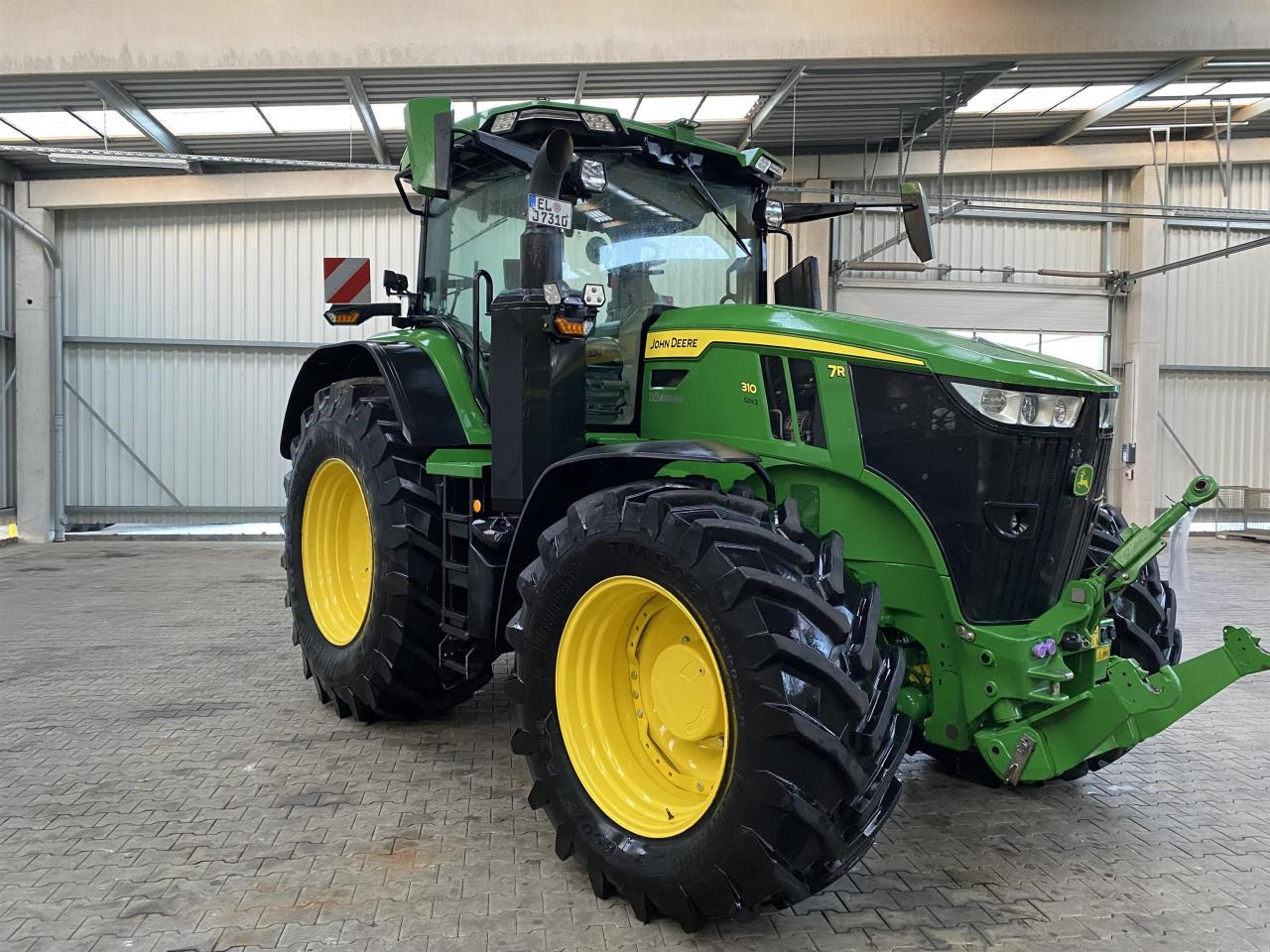 John Deere 7R 310 - Traktors: foto 2 John Deere 7R 310 - Traktors: foto 2