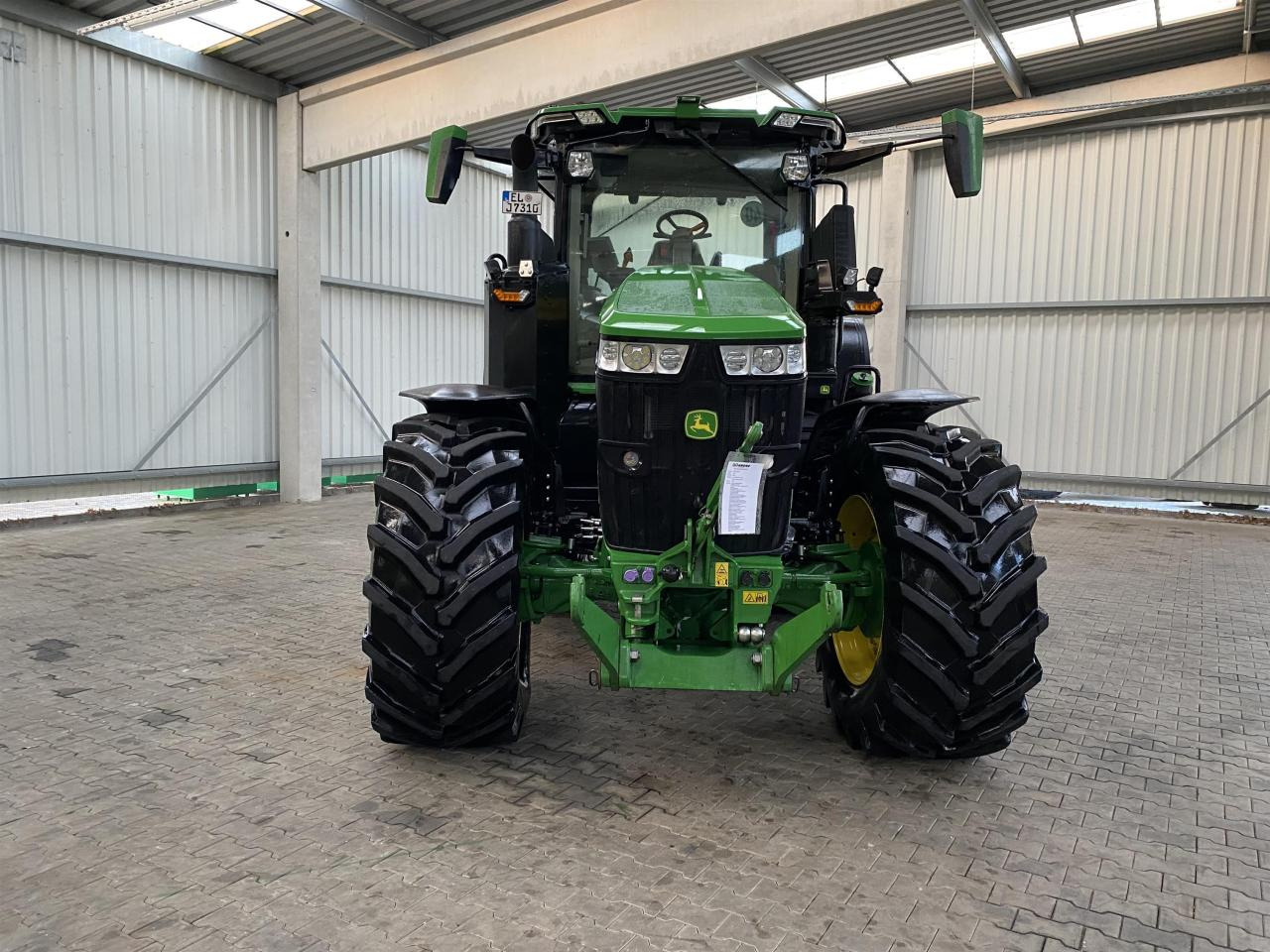 John Deere 7R 310 - Traktors: foto 4 John Deere 7R 310 - Traktors: foto 4