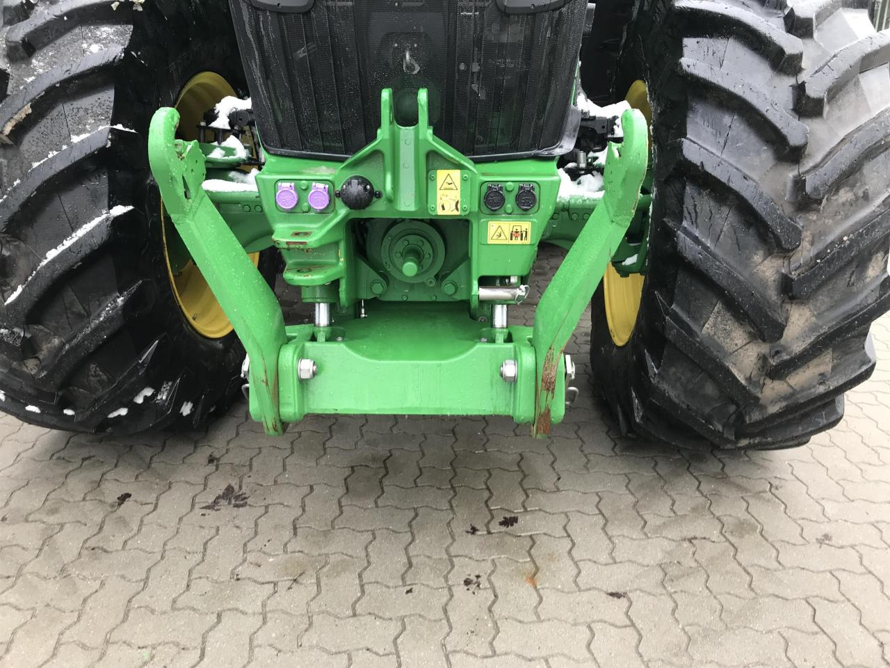 John Deere 7R 310 - Traktors: foto 5 John Deere 7R 310 - Traktors: foto 5