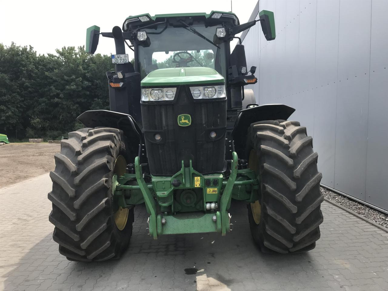 John Deere 7R 330 - Traktors: foto 3 John Deere 7R 330 - Traktors: foto 3