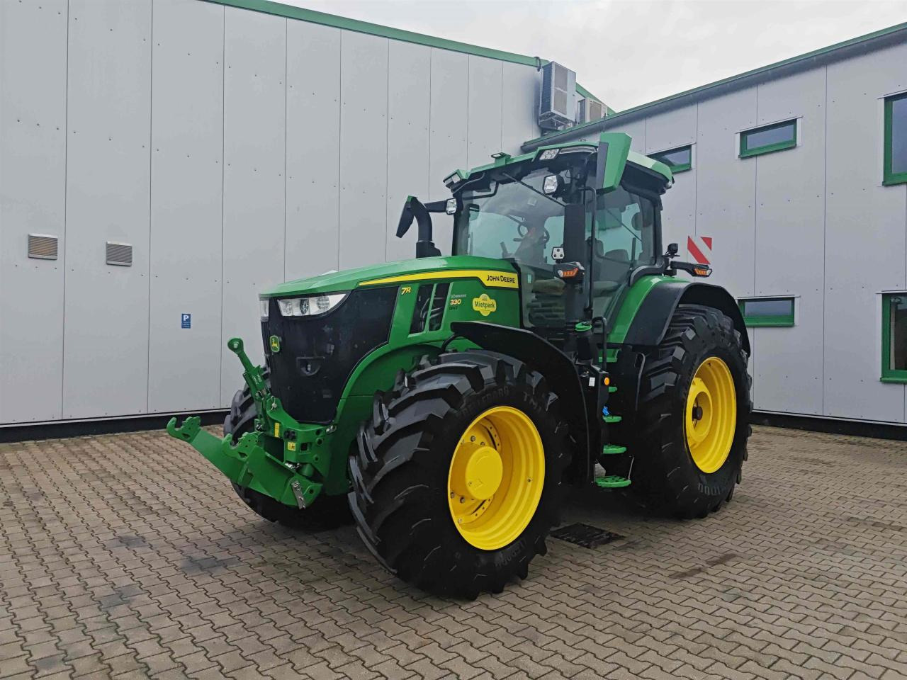 Traktors John Deere 7R 330: foto 9