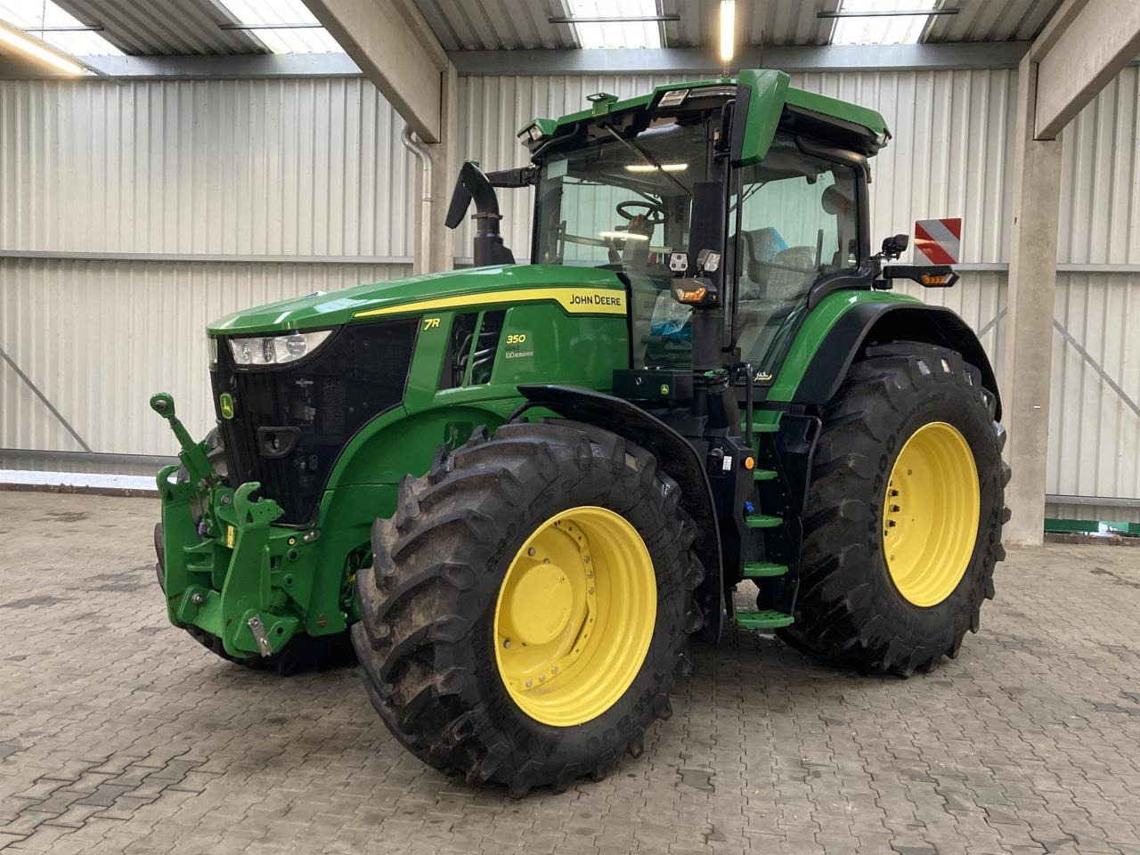 John Deere 7R 350 - Traktors: foto 1 John Deere 7R 350 - Traktors: foto 1