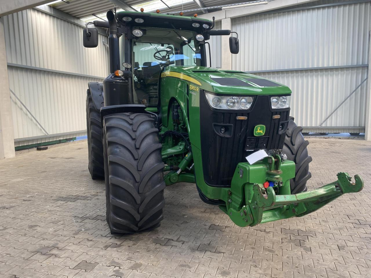John Deere 8360R - Traktors: foto 4 John Deere 8360R - Traktors: foto 4
