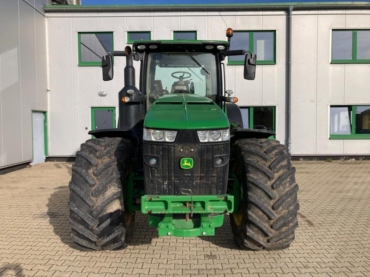 John Deere 8370R - Traktors: foto 2 John Deere 8370R - Traktors: foto 2
