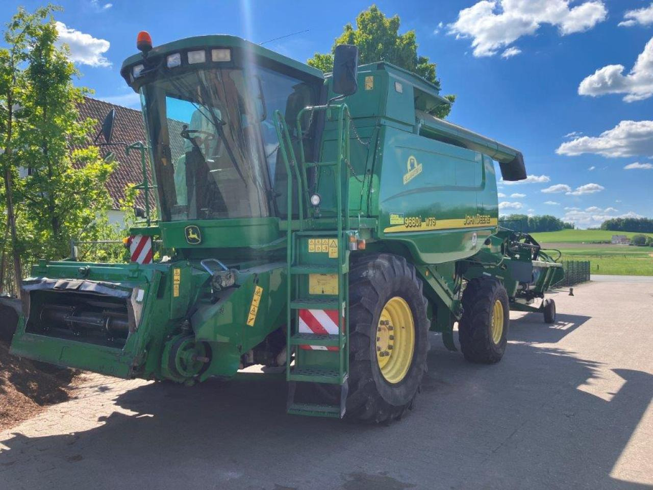John Deere 9680i WTS Hillmaster - Labības kombains: foto 2 John Deere 9680i WTS Hillmaster - Labības kombains: foto 2