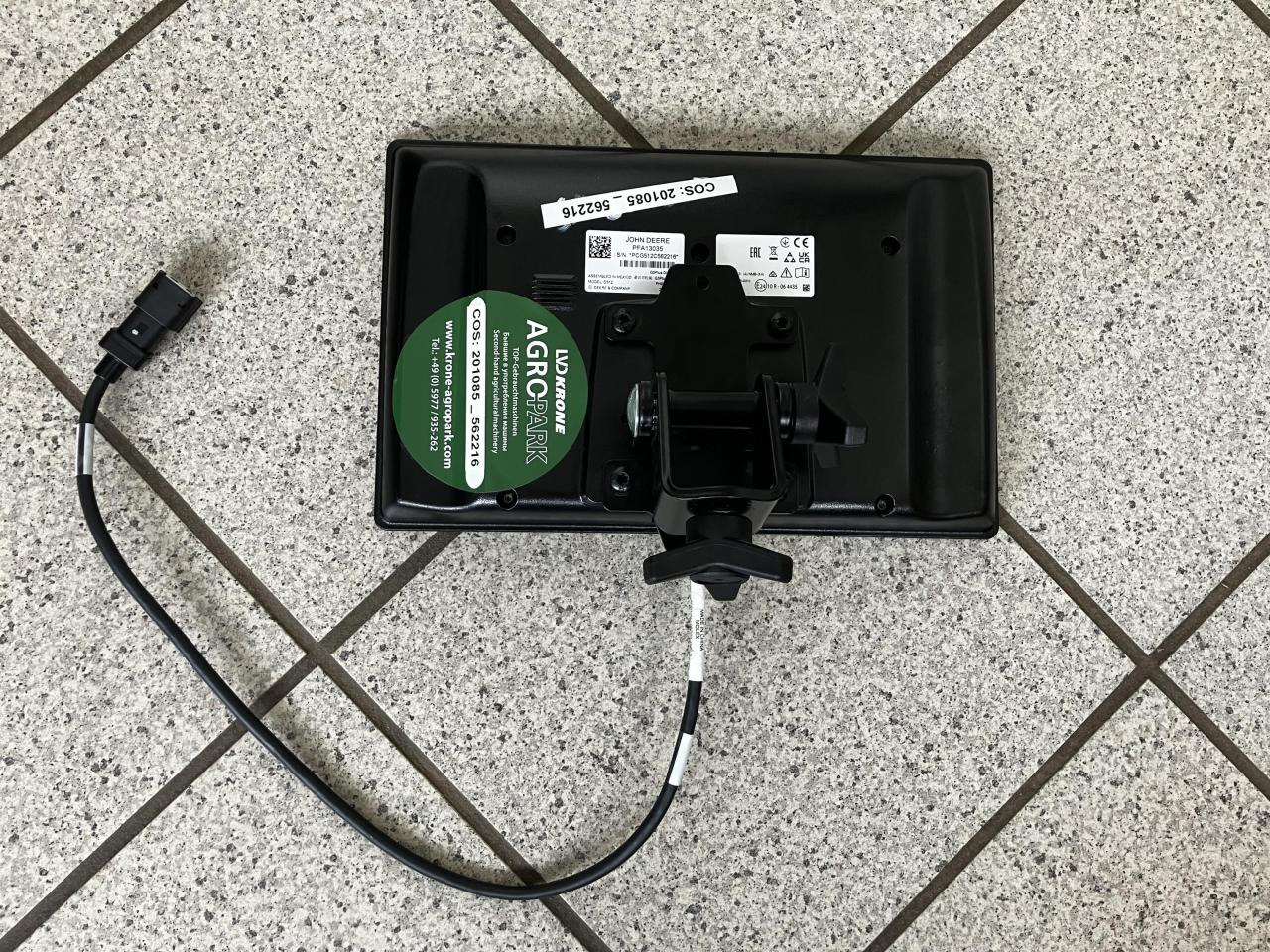 John Deere G5 Plus Zusatzdisplay - Navigācijas sistēma - Lauksaimniecības tehnika: foto 2 John Deere G5 Plus Zusatzdisplay - Navigācijas sistēma - Lauksaimniecības tehnika: foto 2