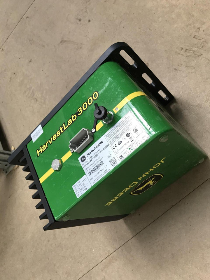 John Deere HarvestLab 3000 - Navigācijas sistēma - Lauksaimniecības tehnika: foto 1 John Deere HarvestLab 3000 - Navigācijas sistēma - Lauksaimniecības tehnika: foto 1