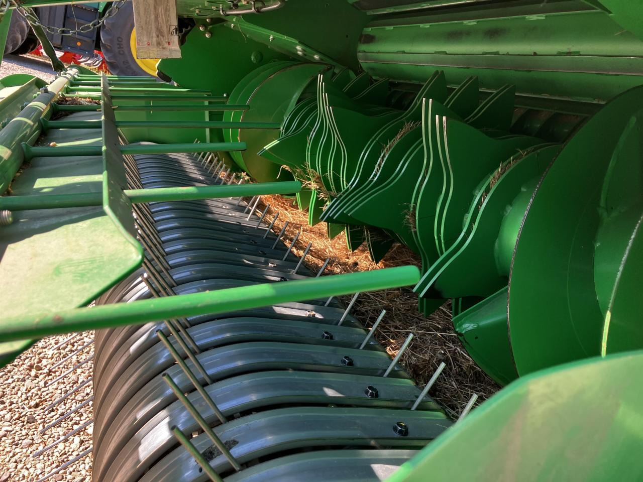 John Deere V461M MaxiCut HC13 - Rituļu prese: foto 5 John Deere V461M MaxiCut HC13 - Rituļu prese: foto 5