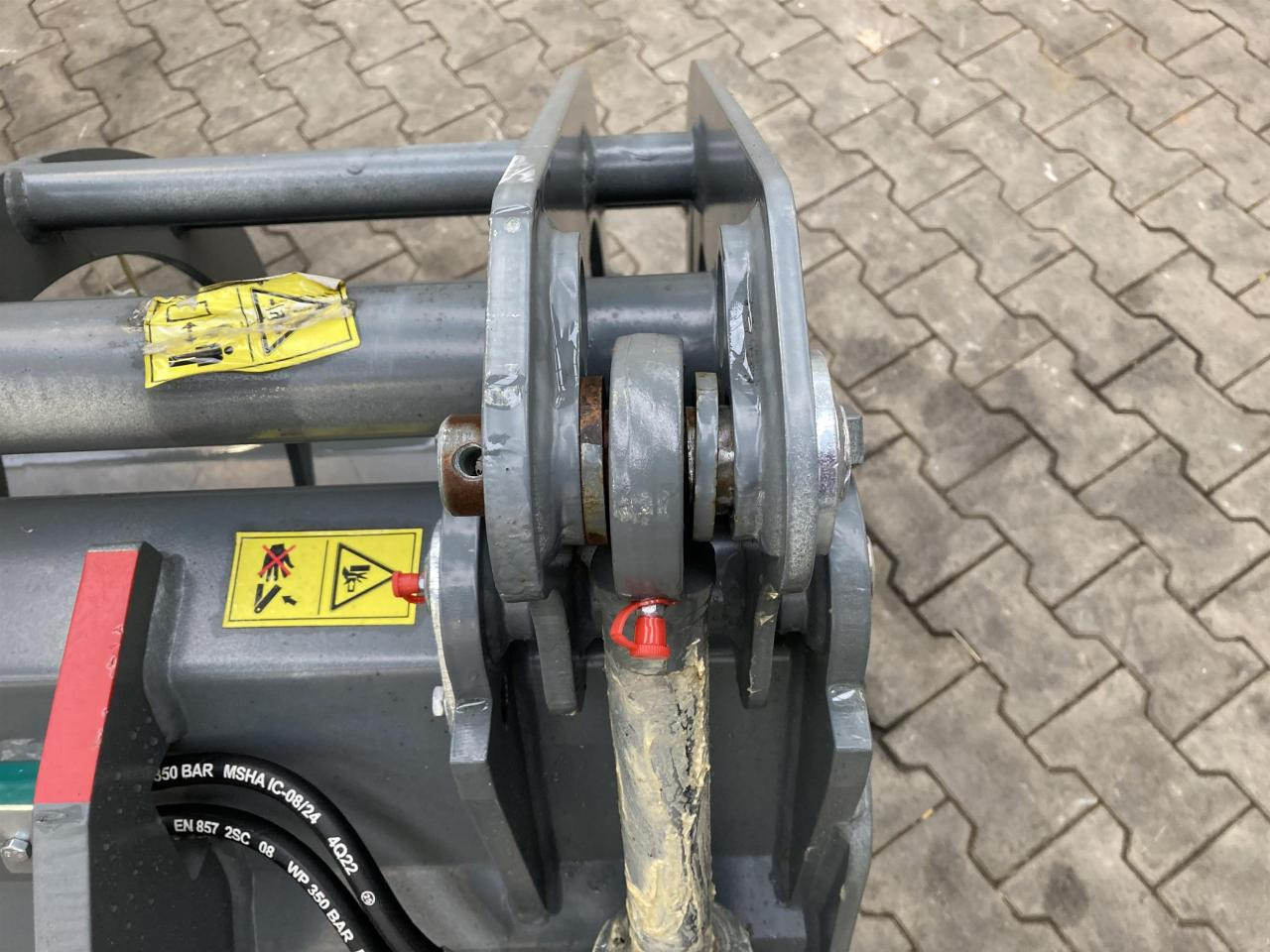 Kramer 1600 mm Silagebeißschaufel - Frontālais iekrāvējs: foto 4 Kramer 1600 mm Silagebeißschaufel - Frontālais iekrāvējs: foto 4