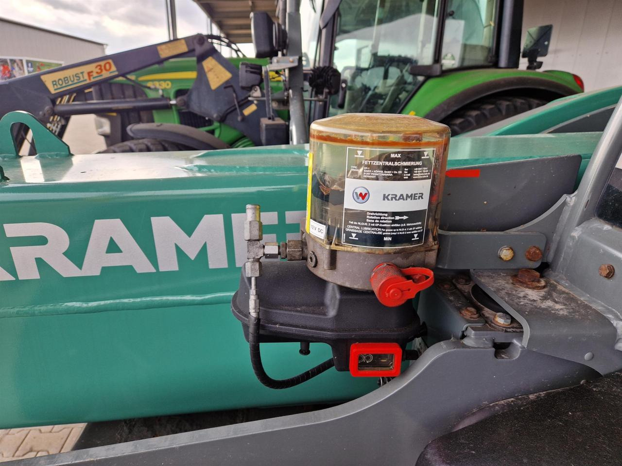 Kramer KT559 - Teleskopiskais iekrāvējs: foto 5 Kramer KT559 - Teleskopiskais iekrāvējs: foto 5