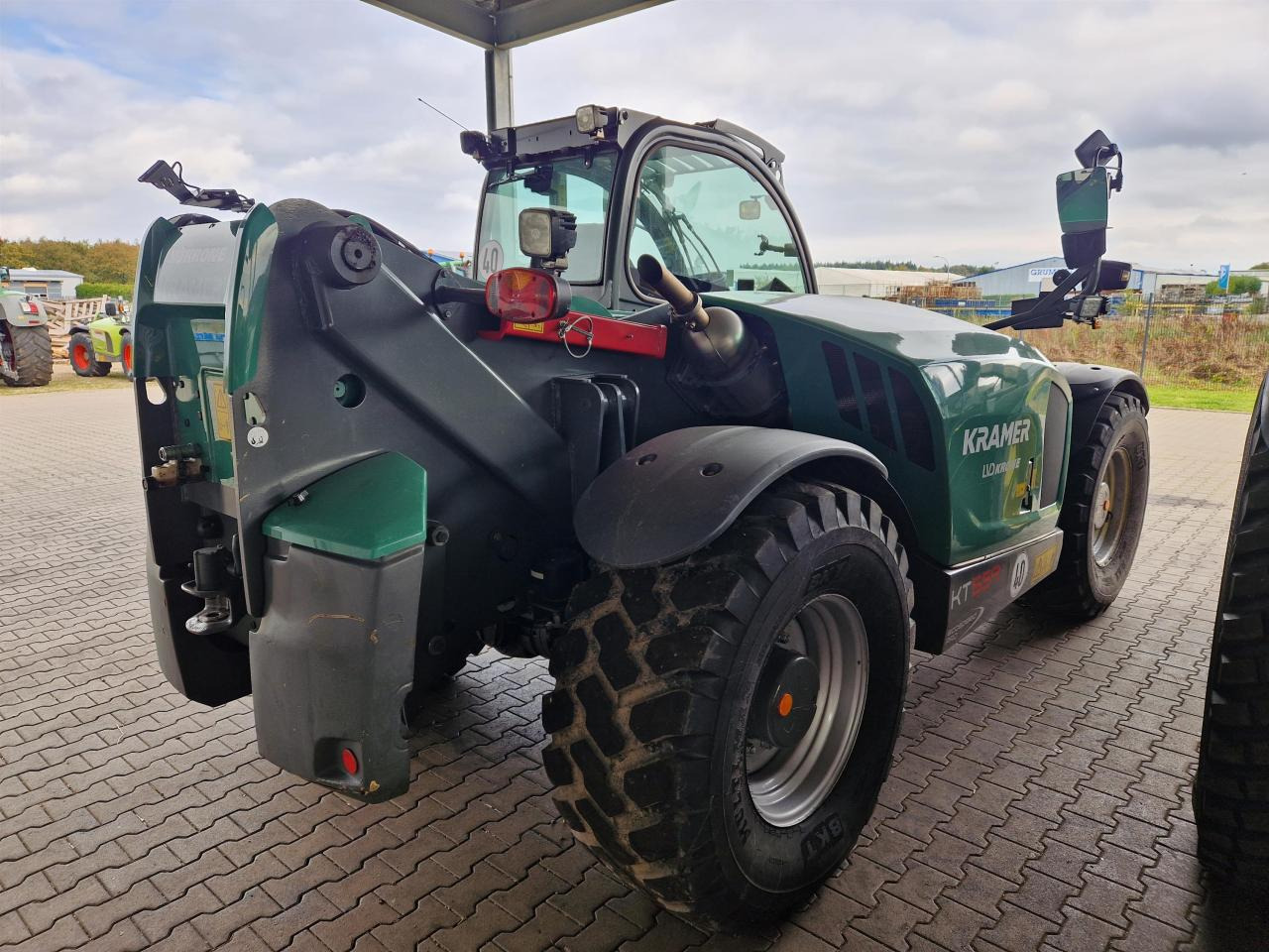 Kramer KT559 - Teleskopiskais iekrāvējs: foto 3 Kramer KT559 - Teleskopiskais iekrāvējs: foto 3