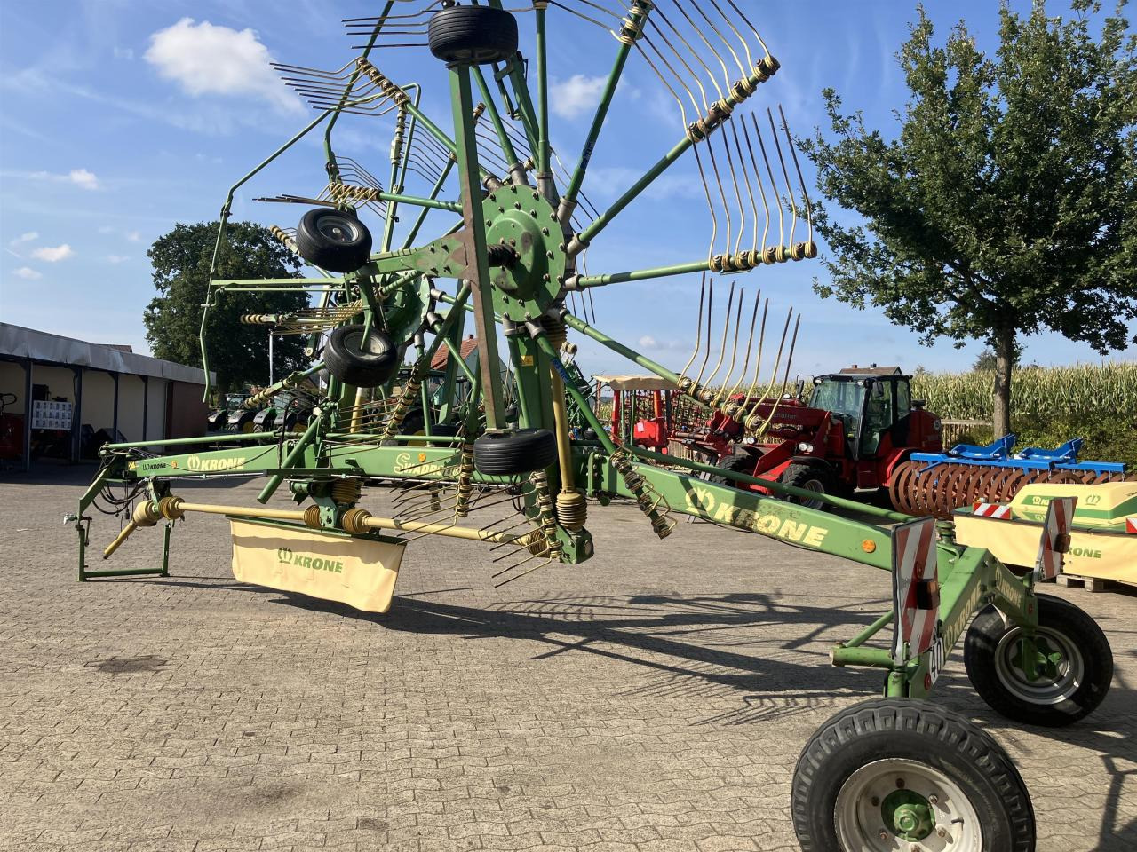 Krone SWADRO 810 - Vālotājs/ Ārdītājs: foto 4 Krone SWADRO 810 - Vālotājs/ Ārdītājs: foto 4