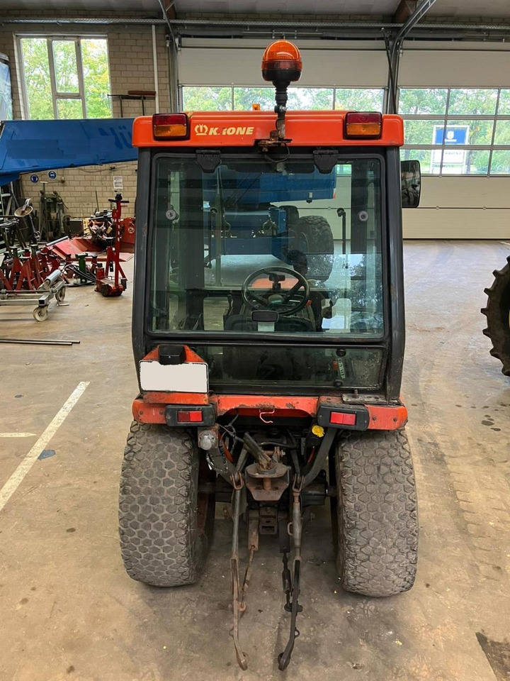 Kubota B2110 - Komunālais traktors: foto 3 Kubota B2110 - Komunālais traktors: foto 3
