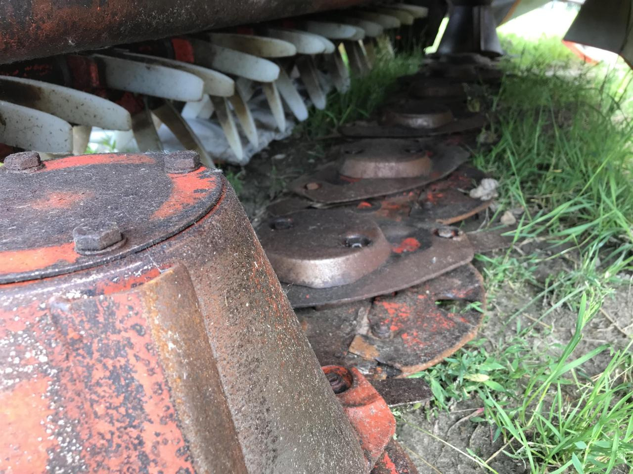 Kuhn FC883 & FC 313F-FF - Pļāvējs: foto 4 Kuhn FC883 & FC 313F-FF - Pļāvējs: foto 4