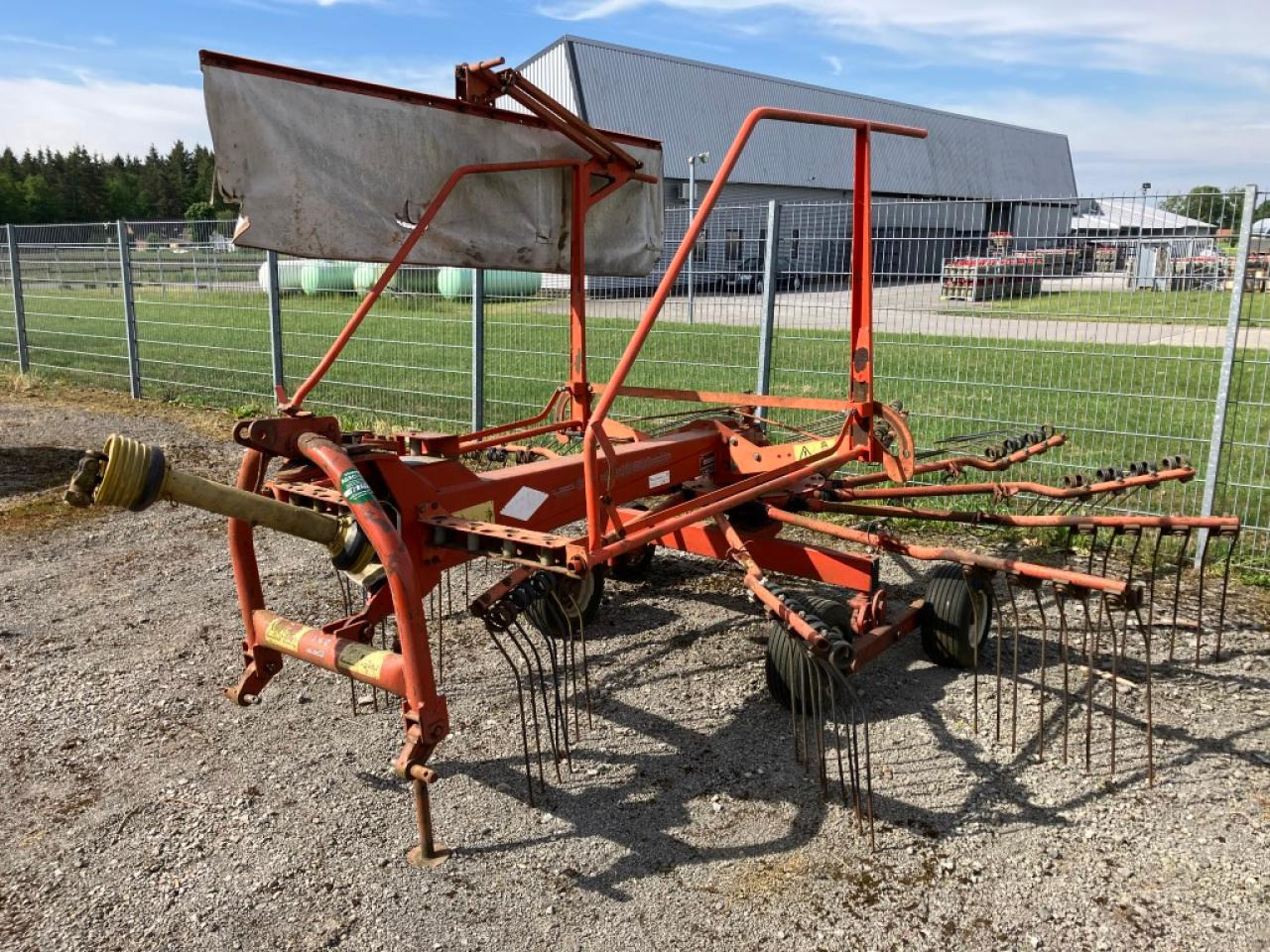Kuhn GA 4311 GM - Vālotājs/ Ārdītājs: foto 1 Kuhn GA 4311 GM - Vālotājs/ Ārdītājs: foto 1